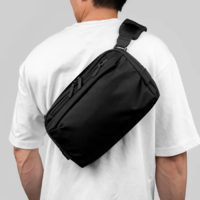Men's minimalist black shoulder bag