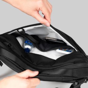 Men's minimalist black shoulder bag